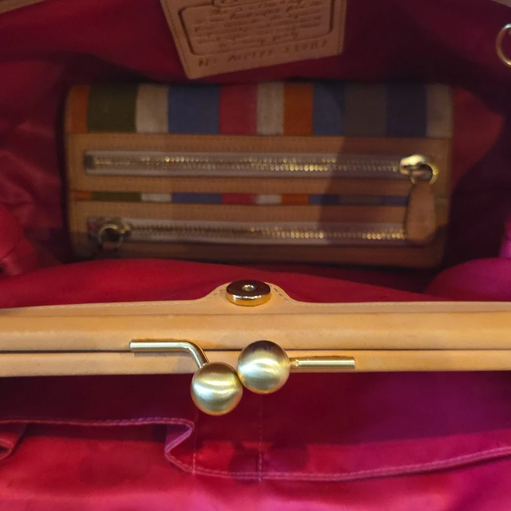 Coach HAMPTONS 10TH ANNIVERSARY ARCHIVE EDITION VACHETTA AND CANVAS 2 PC SET - Picture 14 of 14